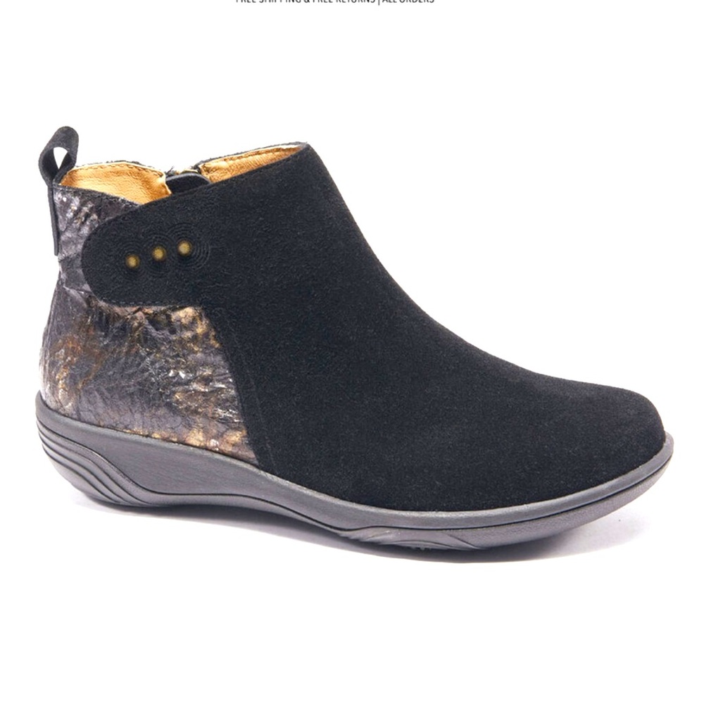 Hälsa Footwear Women's Althea Bootie - Brown